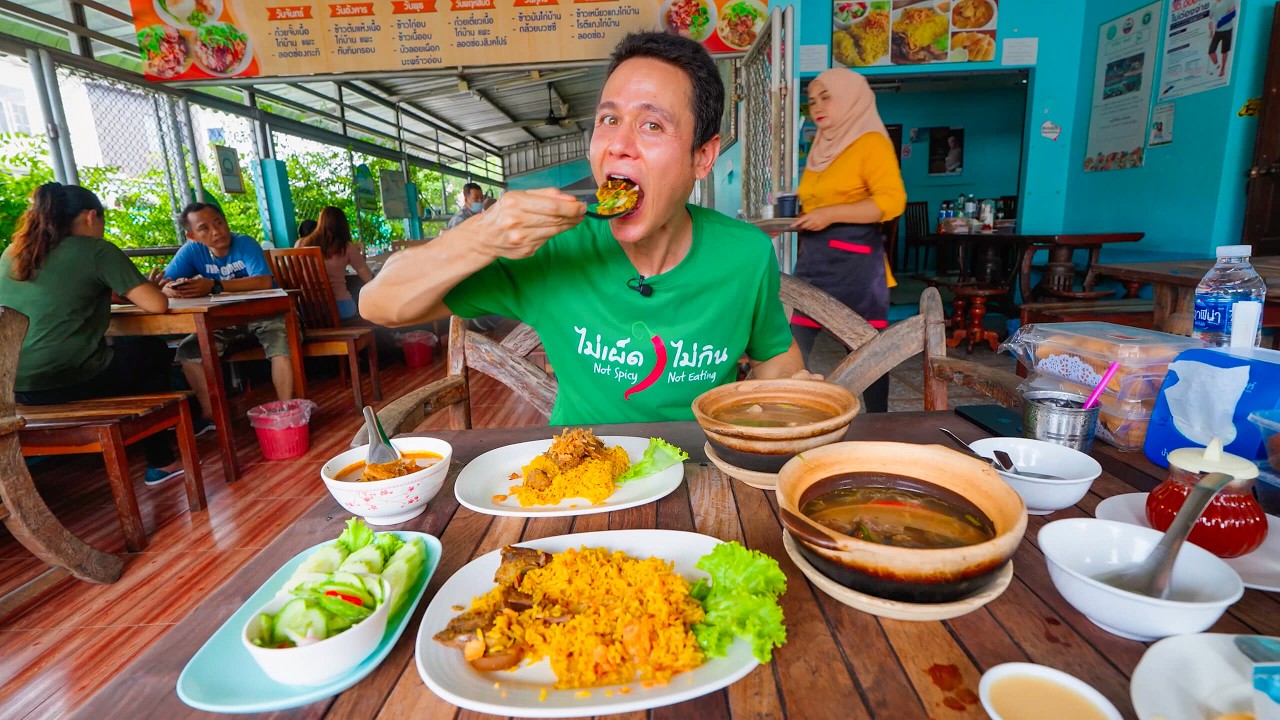 Thai Street Food!!   Biryani + MASSAMAN CURRY – Must Eat in Krabi, Thailand!!