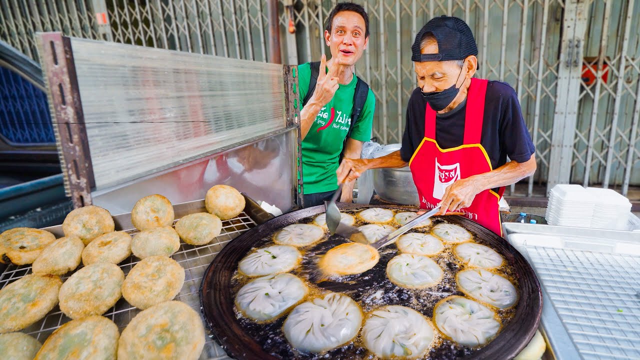 Thai Street Food – Sold Out in 2 Hours!!   Best Food in Old Bangkok – Talad Noi!