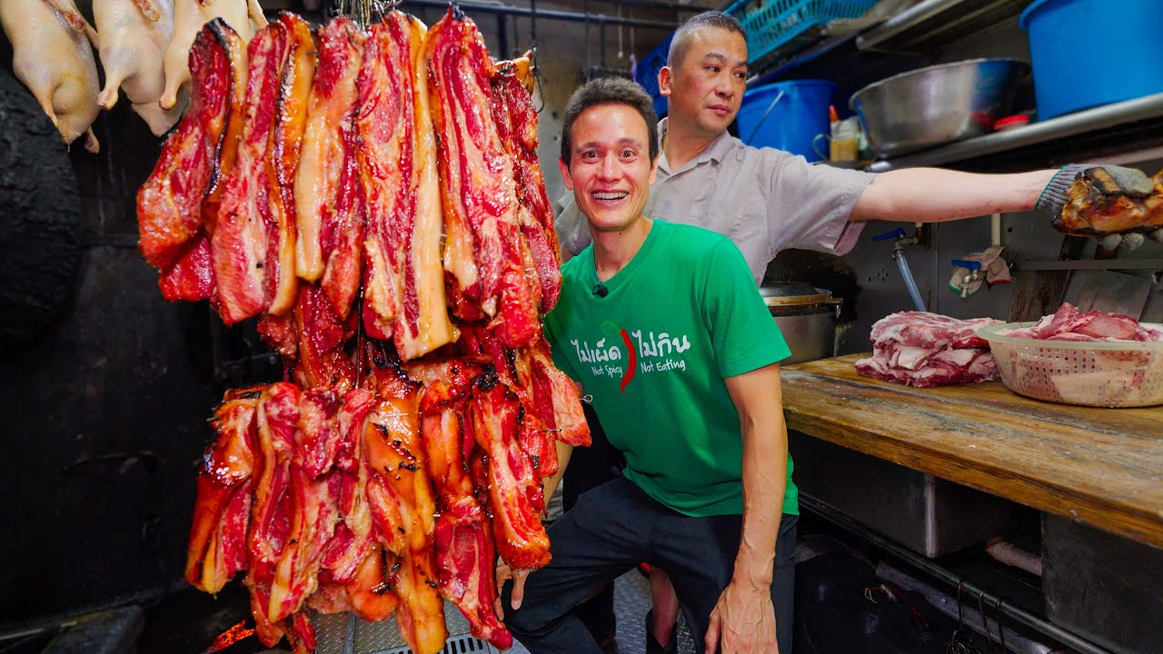 Extreme BBQ in Hong Kong!! Juiciest Char Siu + Michelin Star ⭐️ Roast Goose!