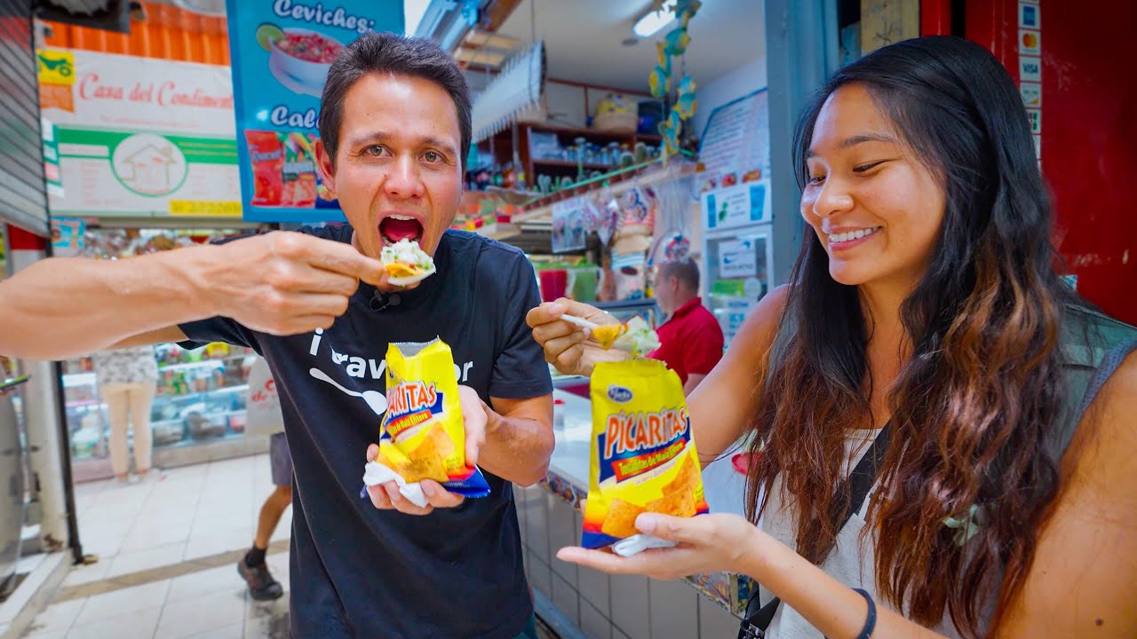 First Time in Costa Rica!!   COSTA RICAN STREET FOOD Tour in San Jose!!