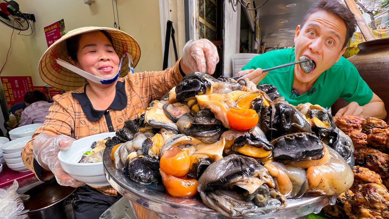 EXTREME Vietnamese Street Food – 5 Must Eat Foods in Hanoi!!