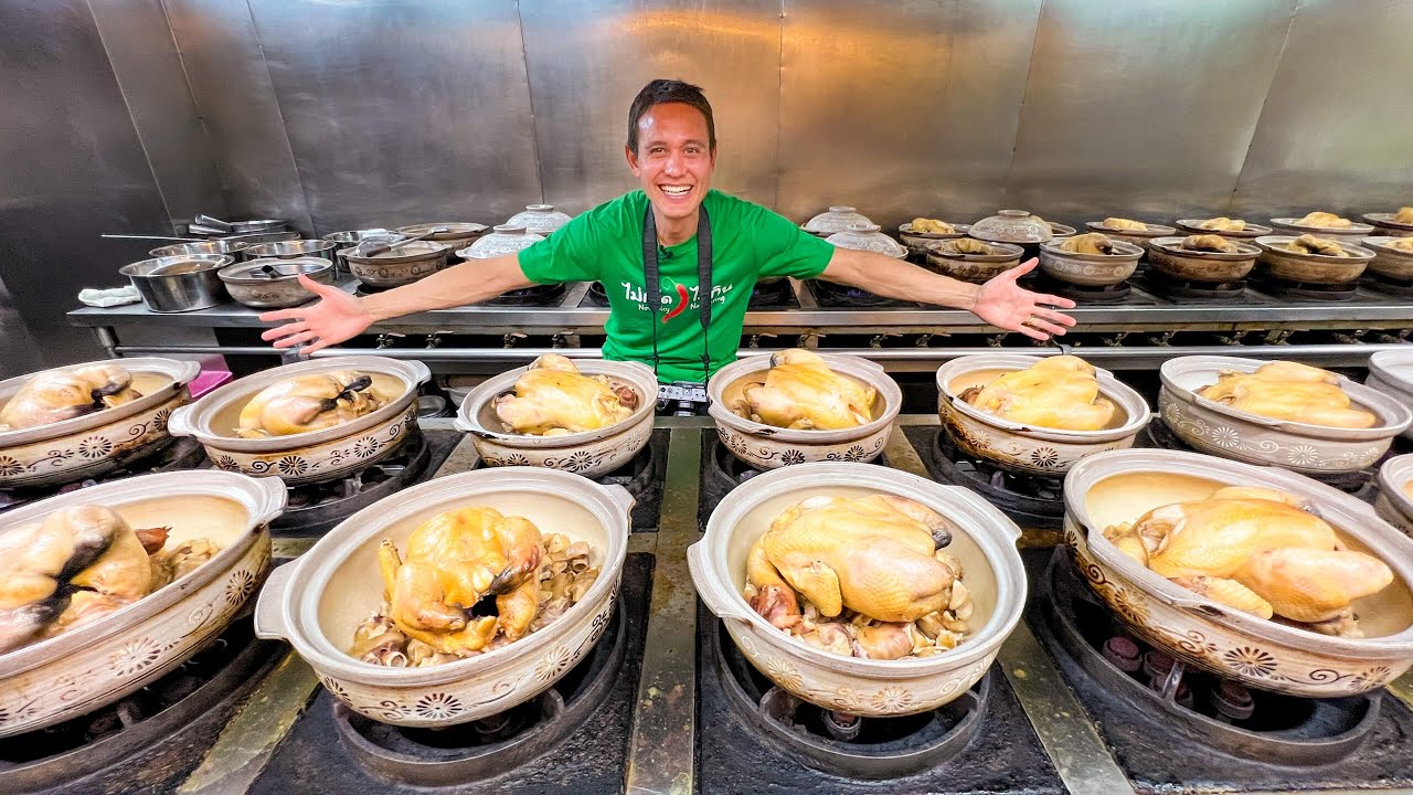 Extremely Popular Taiwanese Food – 40 POTS AT A TIME!! | Best Restaurants in Taipei!