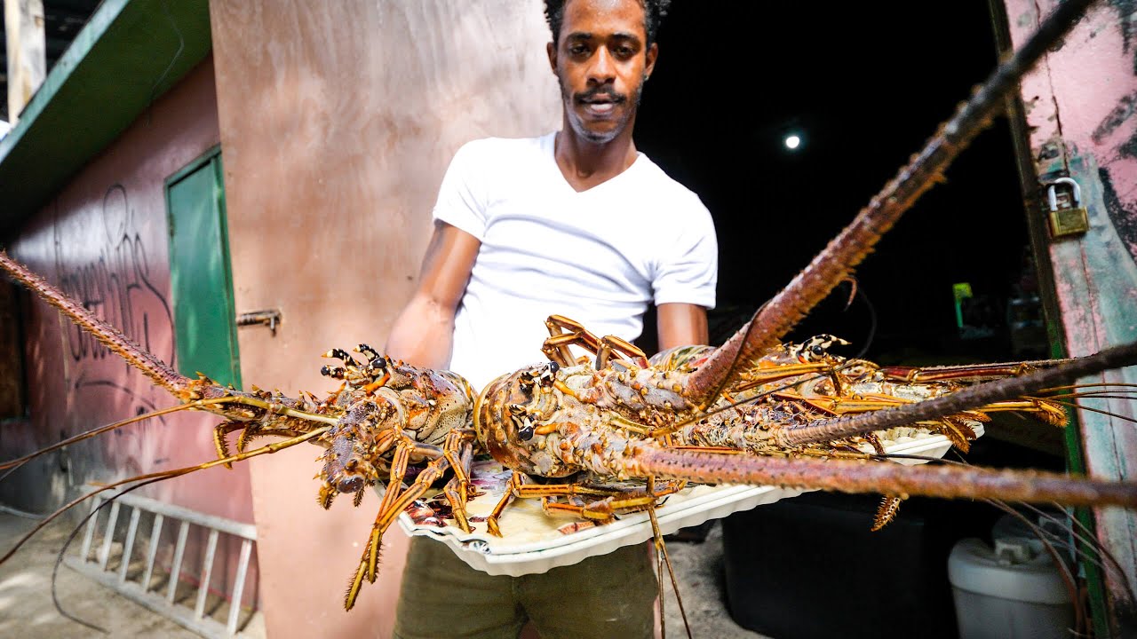 Fried Lobster Jacuzzi   JAMAICAN FOOD   Beach Party at Hellshire Beach, Jamaica!