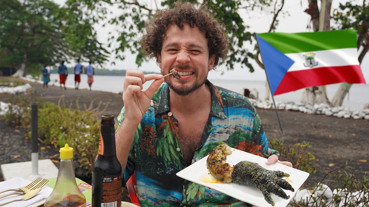 Probando comida callejera en Guinea Ecuatorial | ¿Sopa de mono?