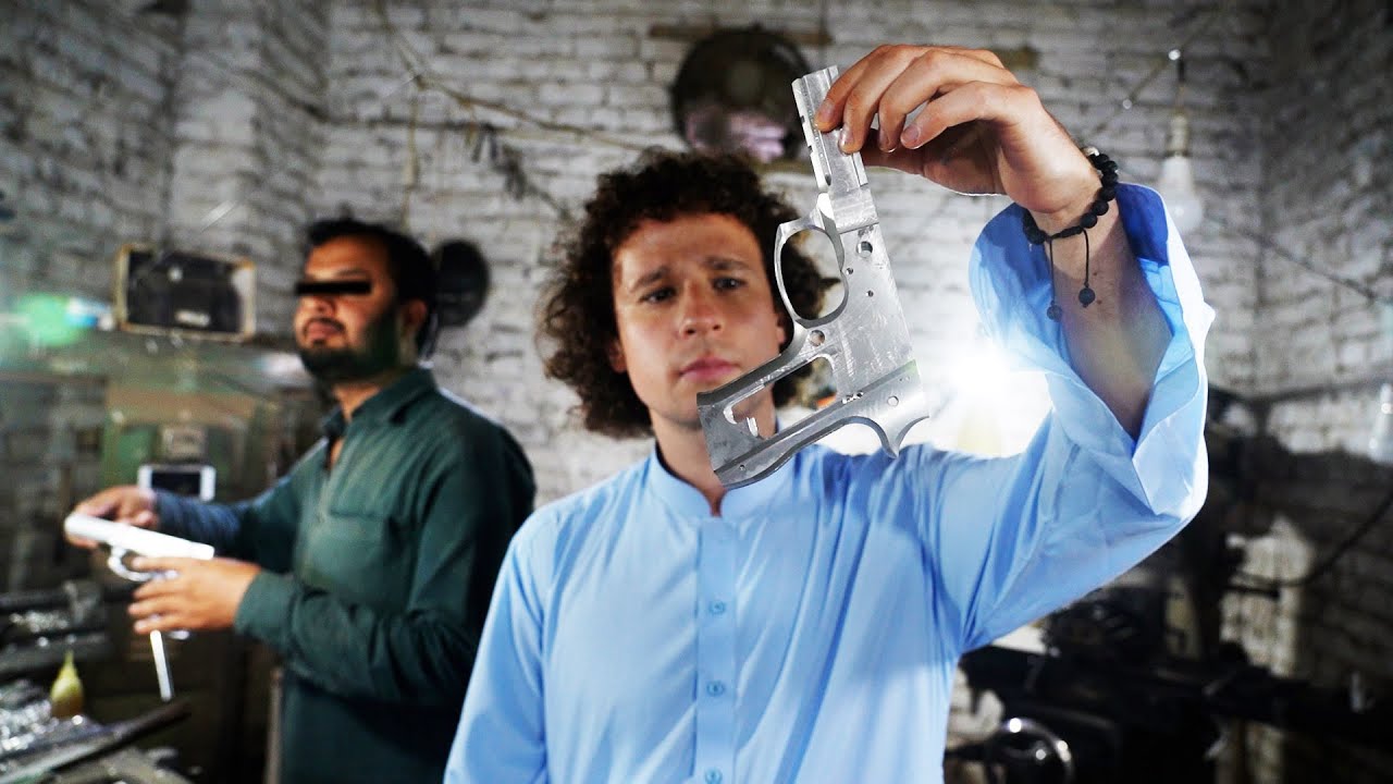 Entré a una fábrica de armas en Pakistán