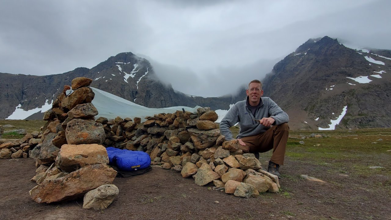 Mountain Survival & Bushcraft Camping – Fishing for Dinner, Foraging and Building a Survival Shelter