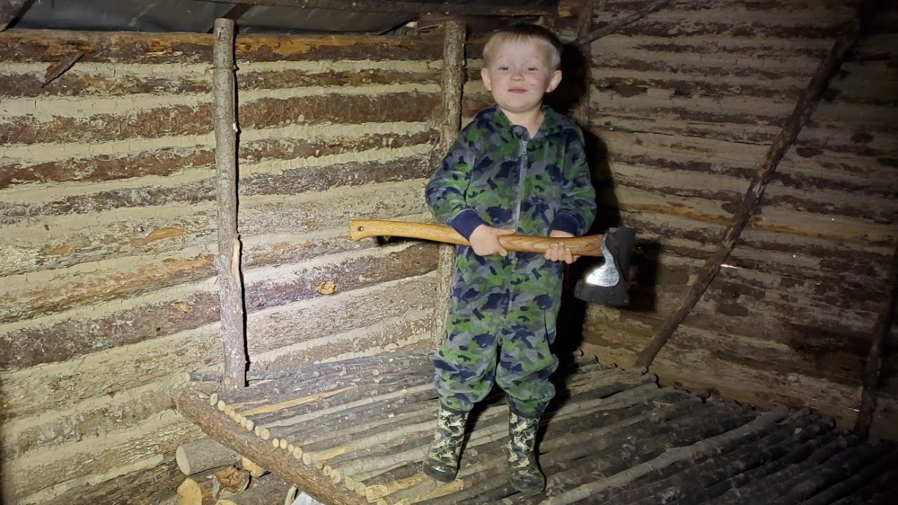 Primitive Shelter Camping – Bushcraft Log Cabin in Rain Storm