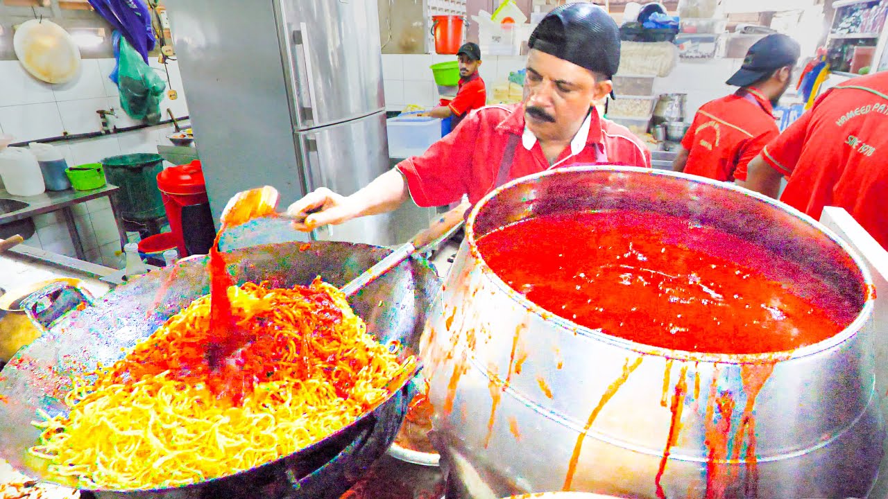 Street Food in Penang – MASSIVE $1.00 Indian Squid Noodles!!! + Oyster Omelette & Street Noodle Tour