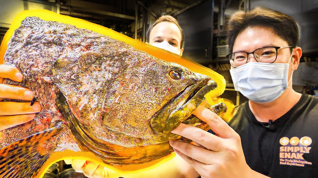 Most INSANE Street Food in Asia – The BIGGEST 10LB Fish Head STEAMED + Street Food of Ipoh, Malaysia