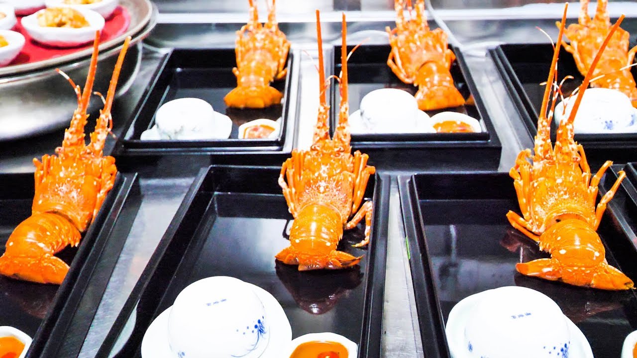 INSANE LUXURY Chinese Seafood – $300 HUGE Chinese Seafood FEAST – LOBSTER, ABALONE, EEL, and CAVIAR!