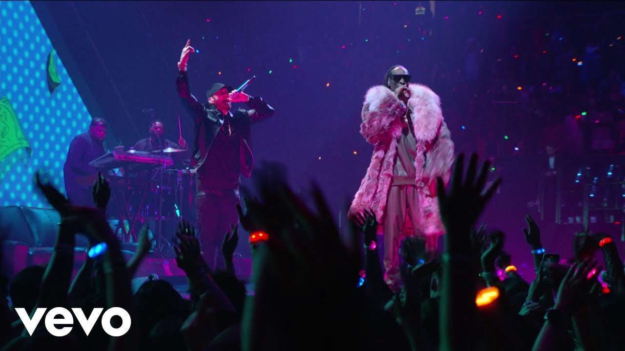Eminem, Snoop Dogg – From The D 2 The LBC (VMAs)