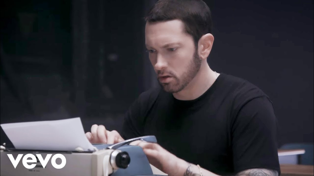 Eminem – Walk On Water (Behind The Scenes) ft. Beyoncé