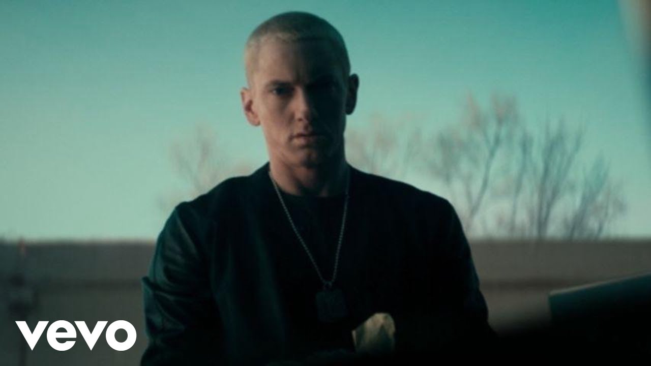 Eminem – The Monster (Edited) ft. Rihanna