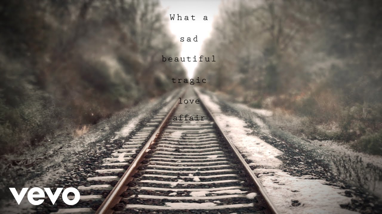 Taylor Swift – Sad Beautiful Tragic (Taylor’s Version) (Lyric Video)