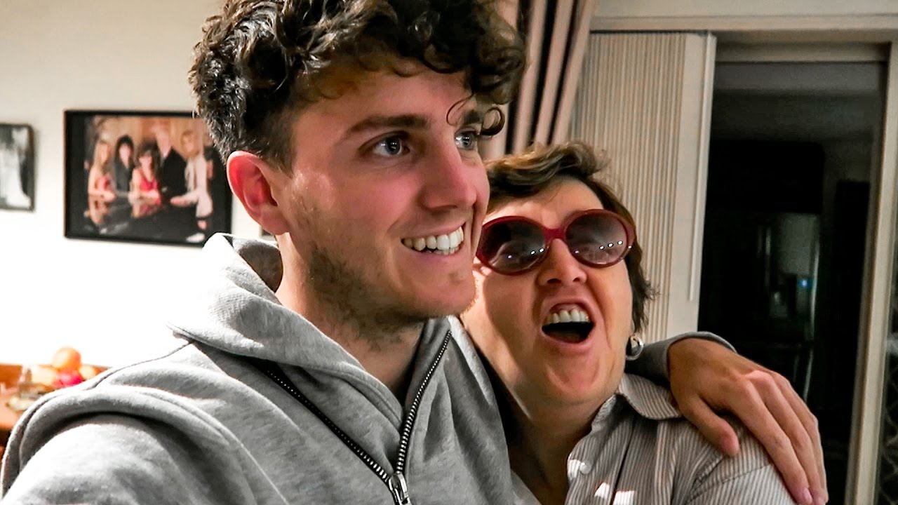 PARENTS TRY REVEAL WEDDING DESTINATION