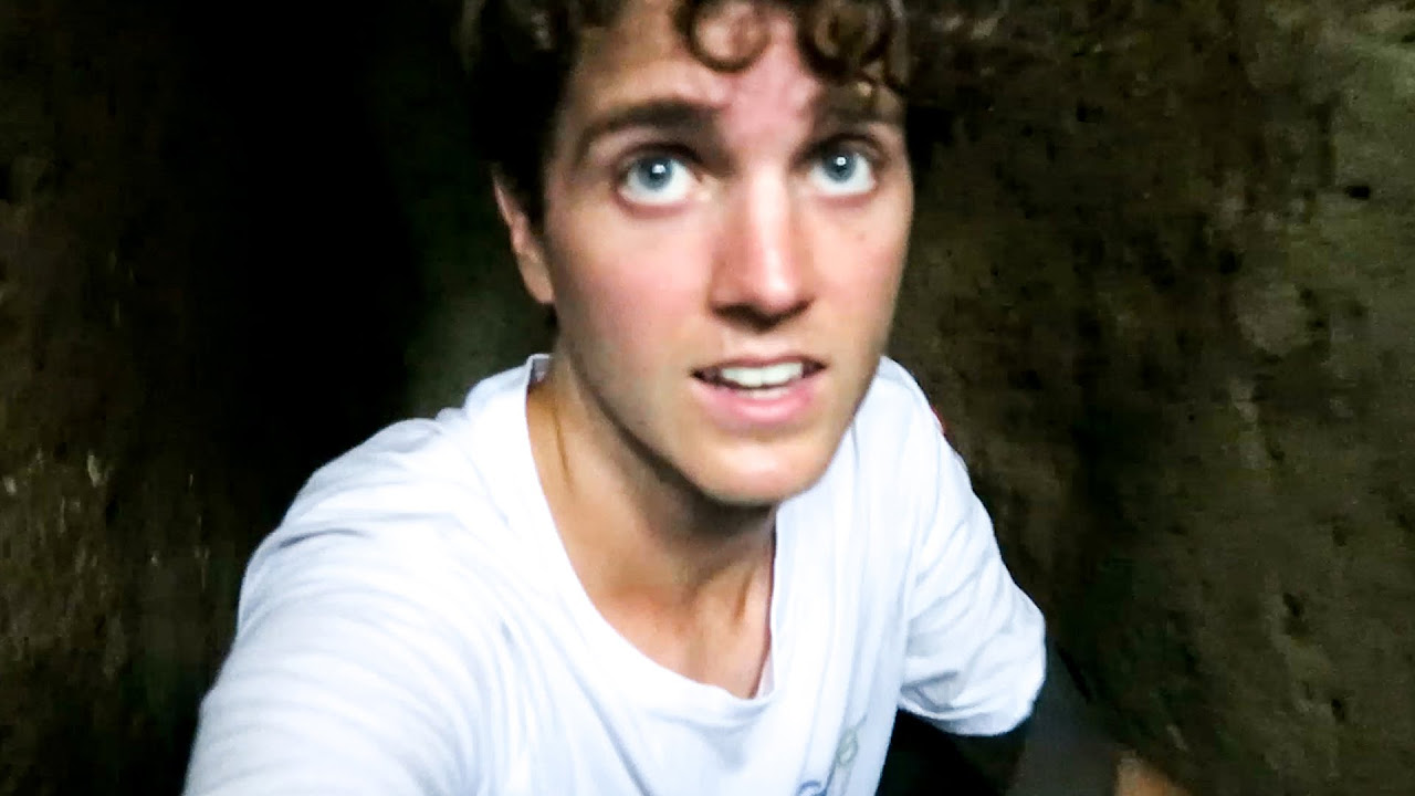 FEELING CLAUSTROPHOBIC IN THE CU CHI WAR TUNNELS | Vietnam Vlog