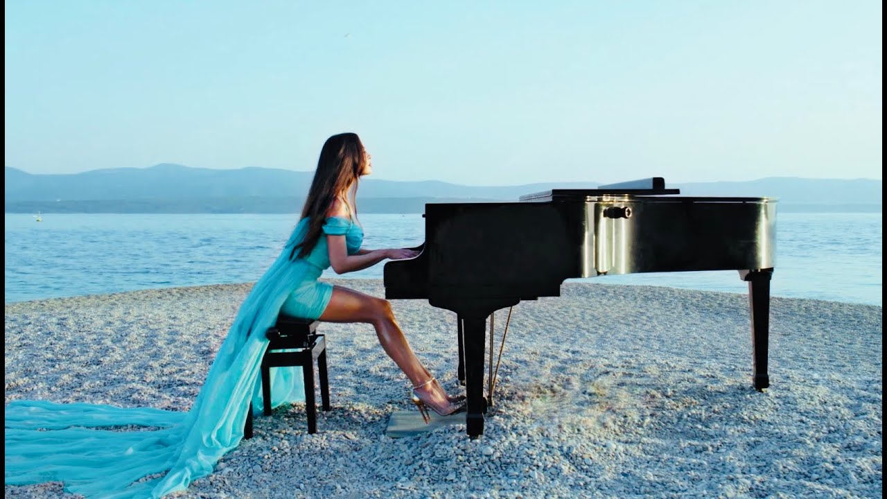 Lola Astanova – Inspirit