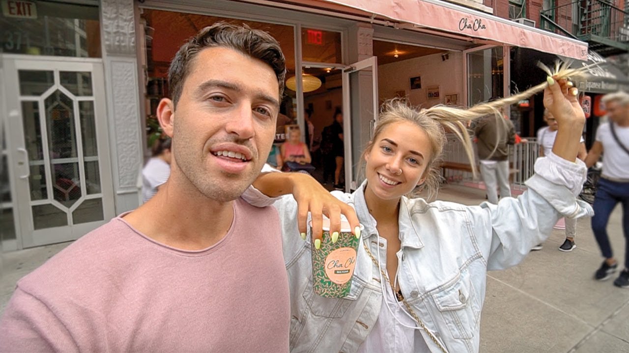 NYC Day in My Life – My Favorite Coffee Shop!