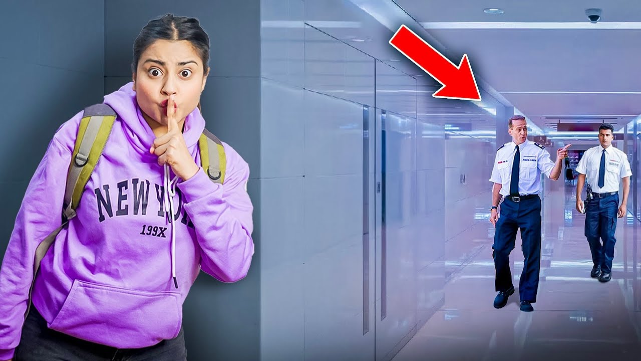 Spending Overnight inside a Mall in India !
