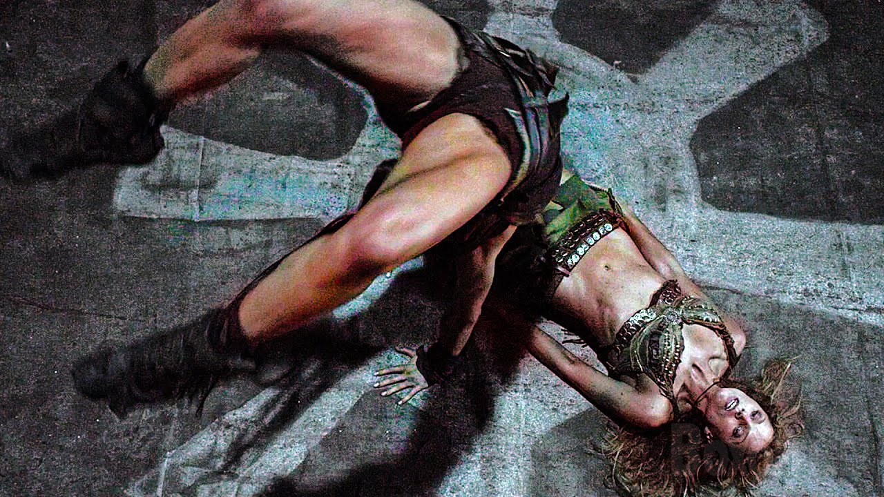 Women’s Medieval Cage Fight | The Scorpion King 4 | CLIP