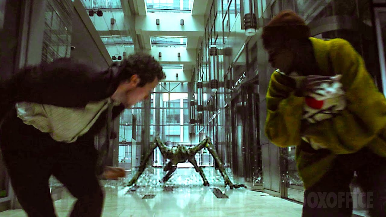 Wherever they go, the aliens will chase them (Full Scene)   4K
