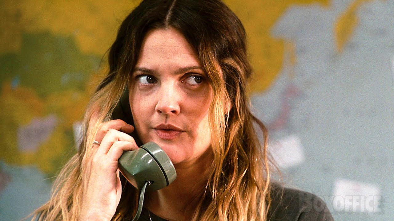 Drew Barrymore has to save the whales | Big Miracle | CLIP