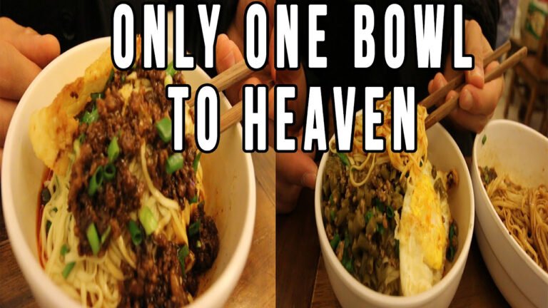 Enter Noodle Heaven And Hell in Sichuan | Chinese Night Noodles in Chengdu