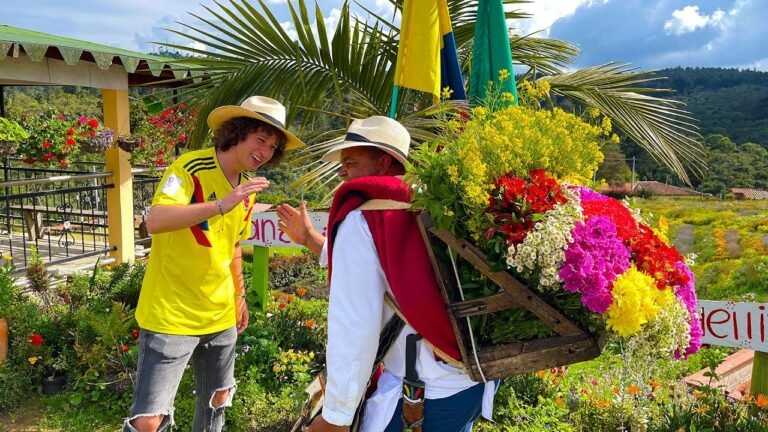 Este hombre se hizo millonario vendiendo flores   | ANTIOQUIA-Luisito Comunica