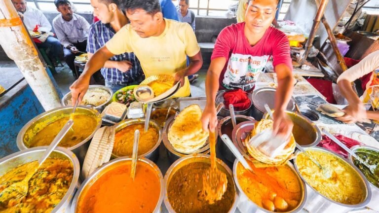 INDIAN STREET FOOD of YOUR DREAMS in Kolkata