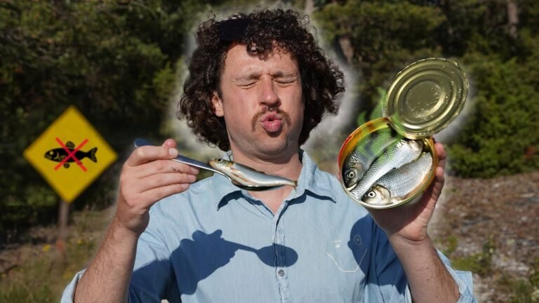 Probando el pescado más apestoso del mundo | ¡CASI VOMITO!-Luisito Comunica